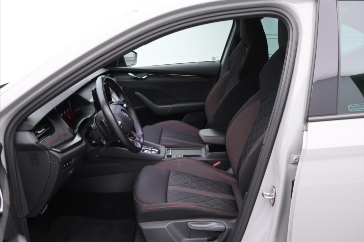 Škoda Octavia 2,0 TSI RS 180kW DSG CZ 1.Maj