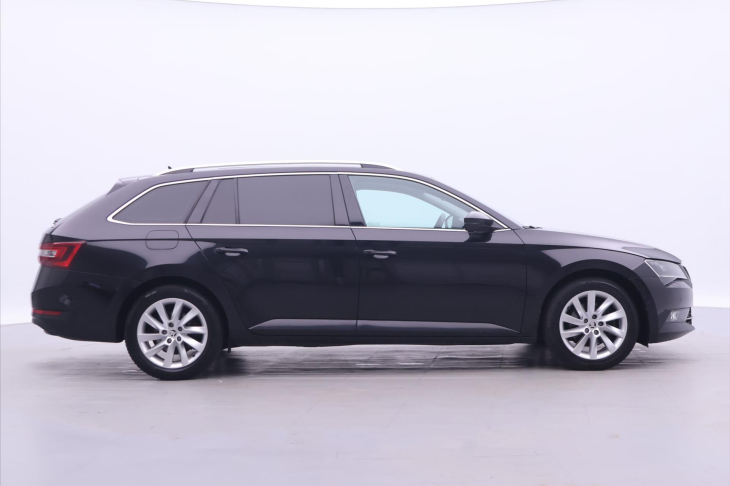 Škoda Superb 1,6 TDI DSG Style Panorama