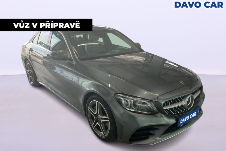 Mercedes-Benz Třídy C 2,0 C300 190 kW CZ AMG paket