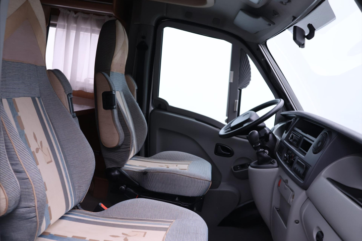 Renault Ostatní 3,0 dCi 100kW klima Obytný vůz