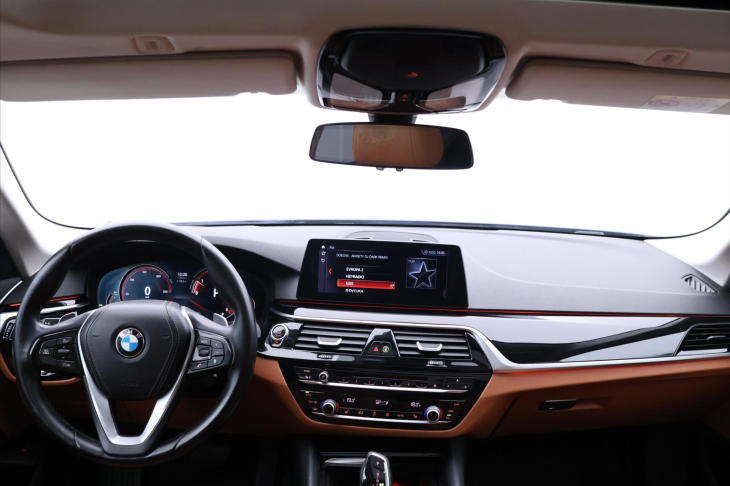 BMW Řada 5 2,0 520da 120kW Sportline