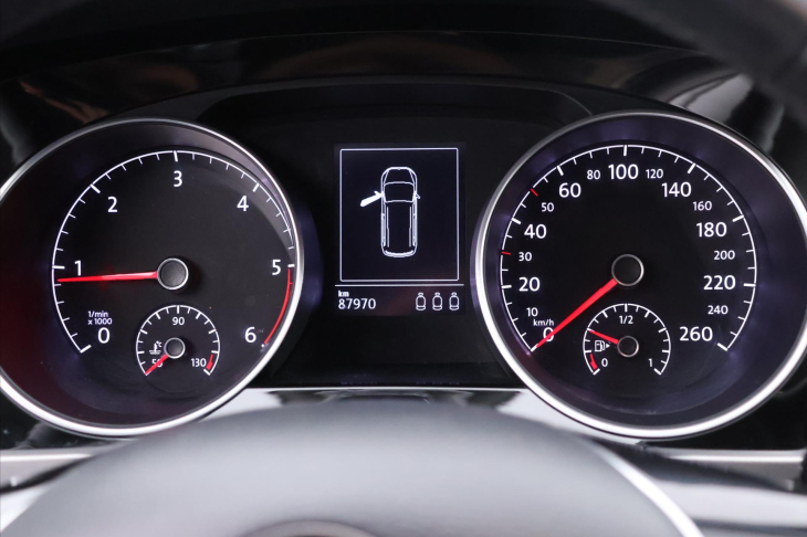 Volkswagen Touran 1,6 TDI 85kW CZ Comfortline