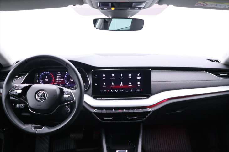 Škoda Octavia 2,0 TDI 110kW Style DSG DPH CZ