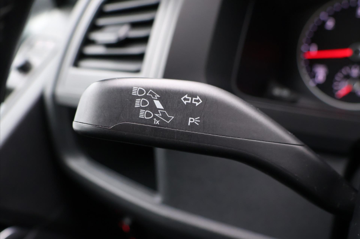 Volkswagen Multivan 2,0 TDI 110kW Trendline 7-Míst