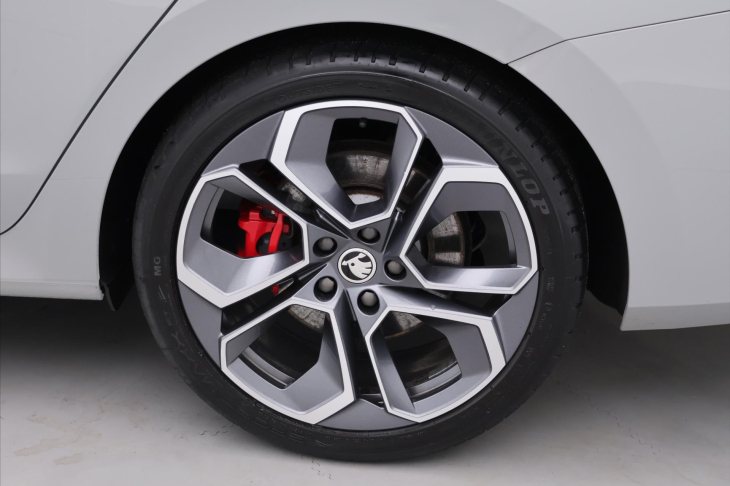 Škoda Octavia 2,0 TSI RS 180kW DSG CZ 1.Maj