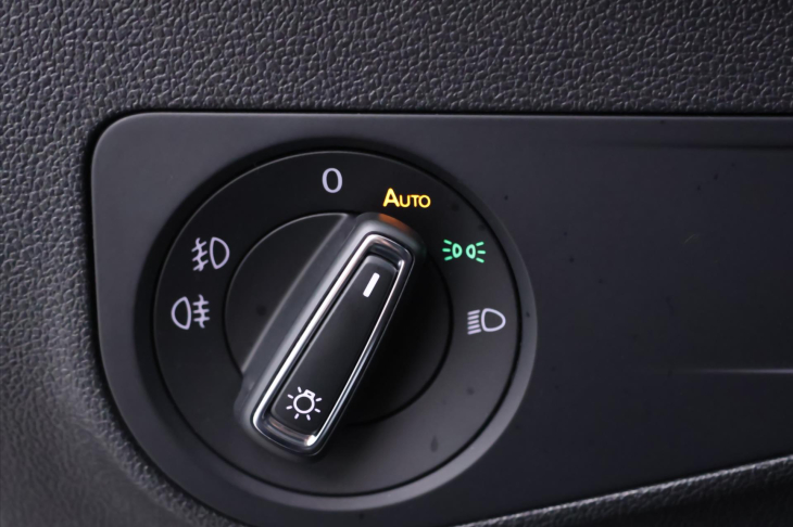 Volkswagen Tiguan 2,0 TDI 176kW Highline DPH CZ