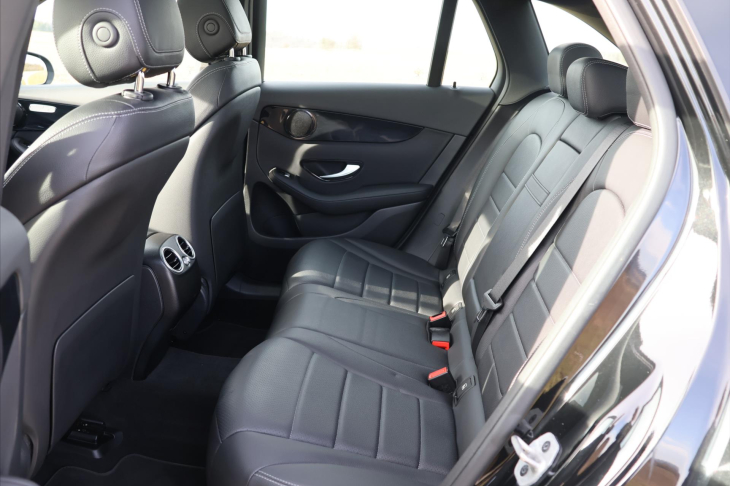 Mercedes-Benz GLC 2,0 300d 180kW 4Matic AMG DPH