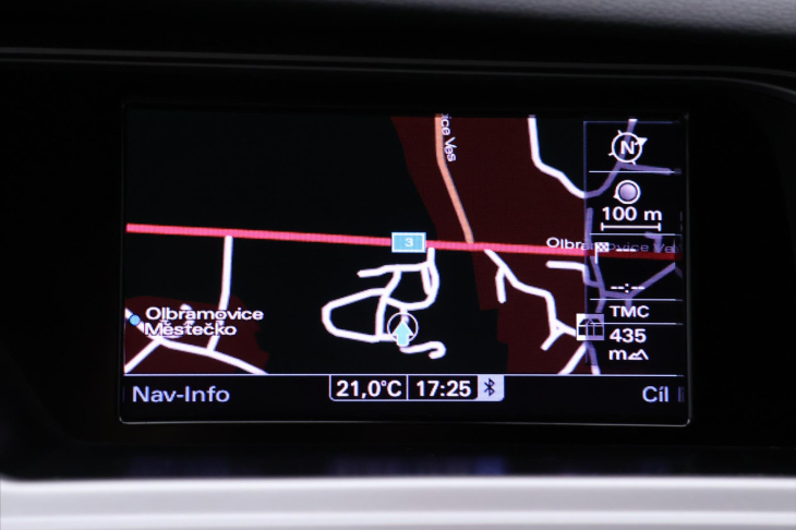 Audi A4 2,0 TDI 125kW S-Line Aut.klima