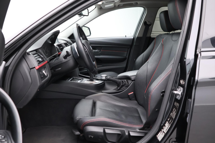 BMW Řada 3 3,0 330d 210kW Aut. xDrive