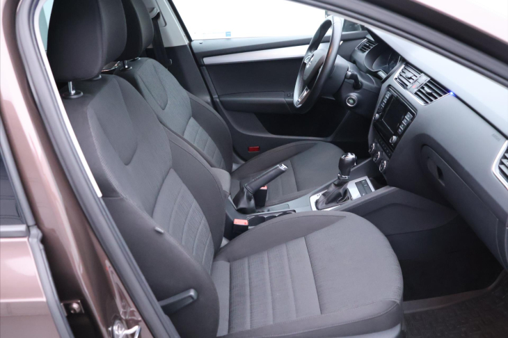 Škoda Octavia 2,0 TDI 110kW DSG Style Xenon