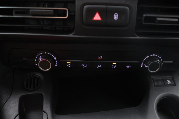 Opel Combo 1,5 CDTi 75kW Innovation CZ DPH