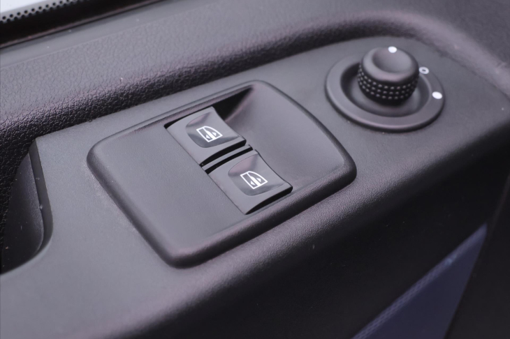 Opel Vivaro 1,6 CDTI 107kW Long 9-Míst