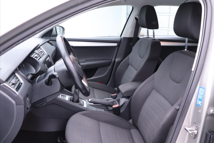 Škoda Octavia 1,4 TSI 103kW Elegance CZ DPH