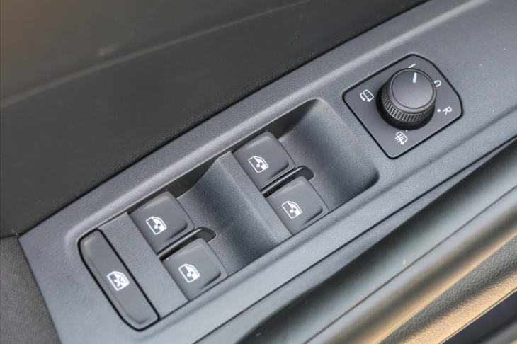 Škoda Fabia 1,0 TSi DSG Edice 130let DPH