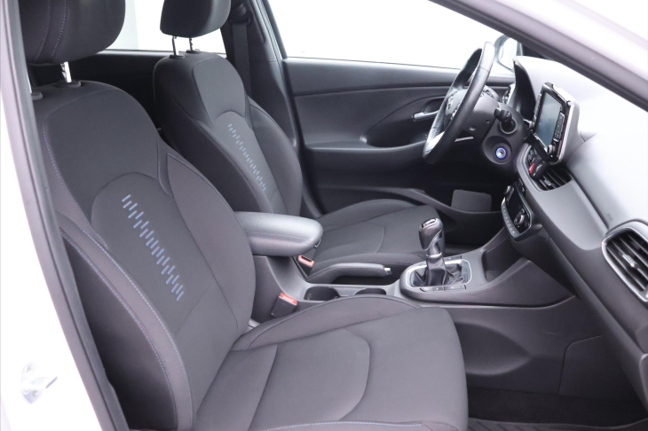 Hyundai i30 1,4 T-GDI 103kW Navi CZ