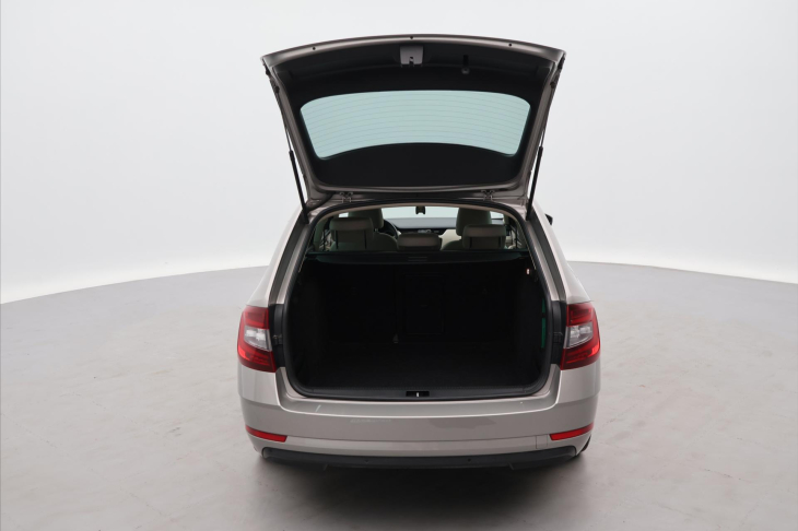 Škoda Octavia 1,4 TSI 110 kW Style
