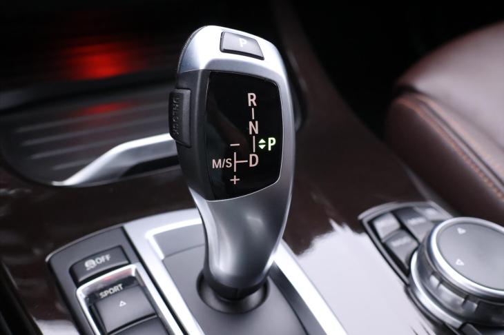 BMW X4 2.0 140kW xDrive Kůže Klima CZ