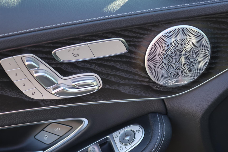 Mercedes-Benz Třídy C 2,0 200 T AMG LED Navi Kůže