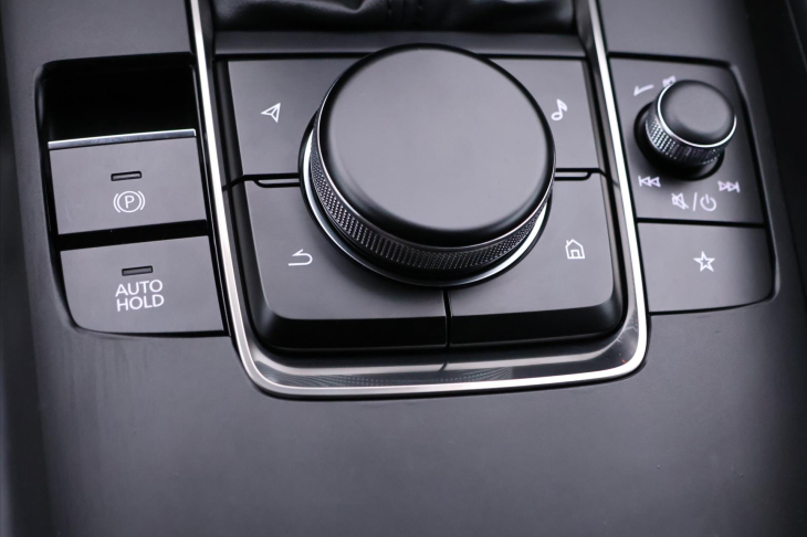 Mazda 3 2,0 e-Skyactiv 137kW CZ