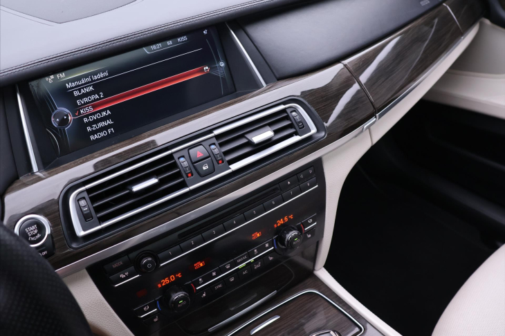 BMW Řada 7 3,0 190kW Xdrive ALU Kůže Šíbr