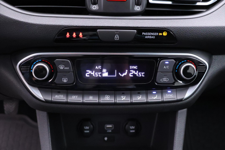 Hyundai i30 1,5 CVVT 80kW CZ 1.Maj DPH