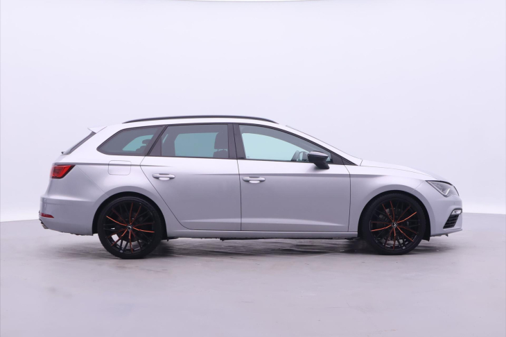 Seat Leon 2,0 TSI Cupra 221kW 4Drive DSG