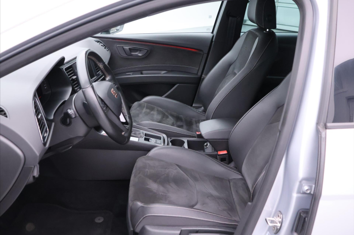 Seat Leon 2,0 TSI Cupra 221kW 4Drive DSG