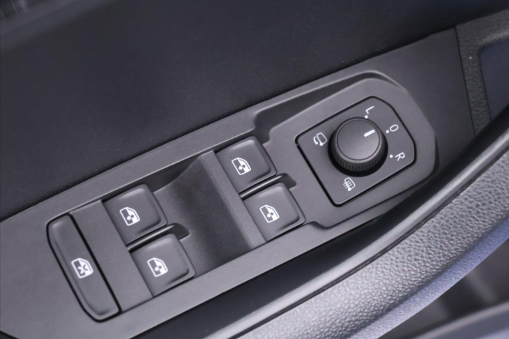 Škoda Karoq 1,5 TSI 110kW Style CZ 1.Maj.