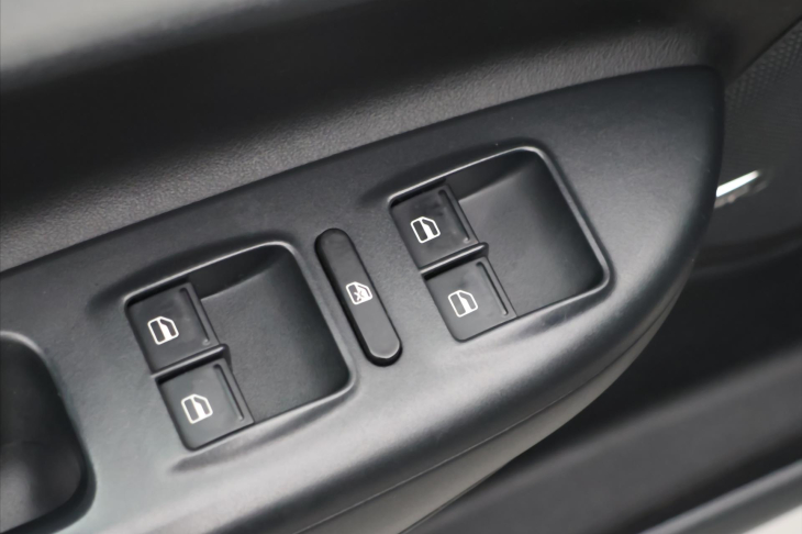 Škoda Octavia 2,0 TDI RS 125kW Xenon