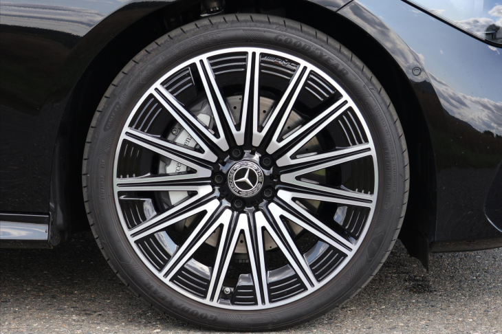 Mercedes-Benz CLE 2,0 300 4Matic AMG Premium Plus