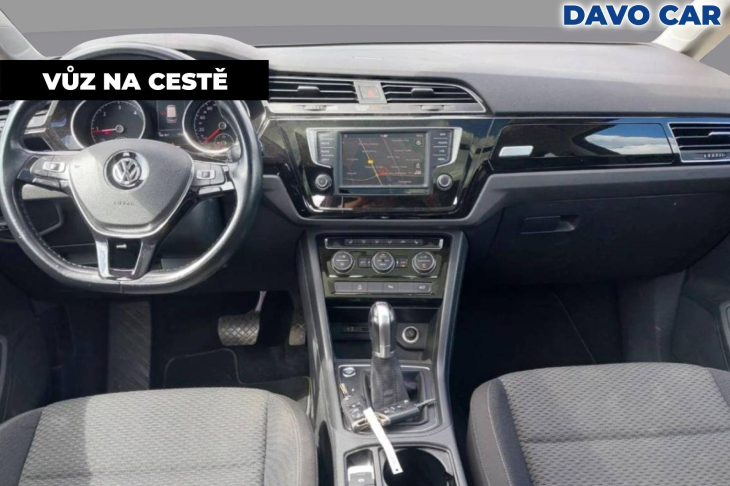 Volkswagen Touran 1,6 TDI 85 kW DSG Panorama