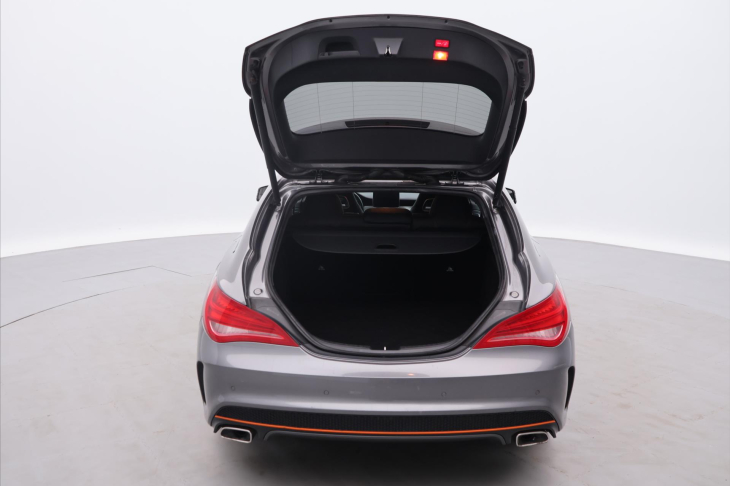 Mercedes-Benz CLA 2,1 220d Aut. 130kW AMG Line