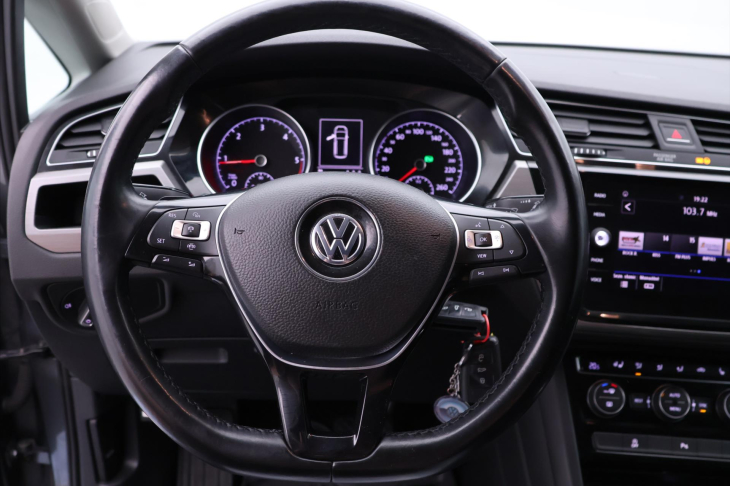 Volkswagen Touran 2,0 TDI 110kW DSG LED