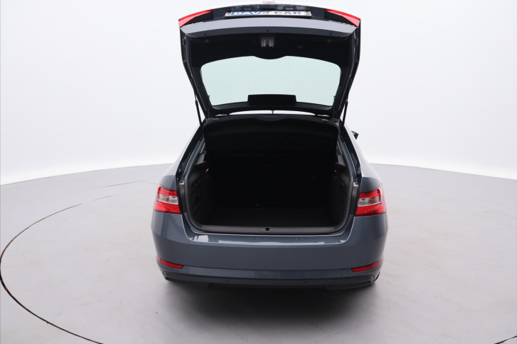 Škoda Superb 2,0 TDI 110kW Ambition DPH CZ