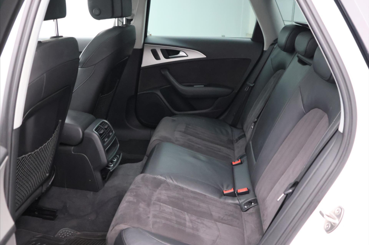 Audi A6 Avant 3,0 TDI 150KW KLIMA PANORAMA