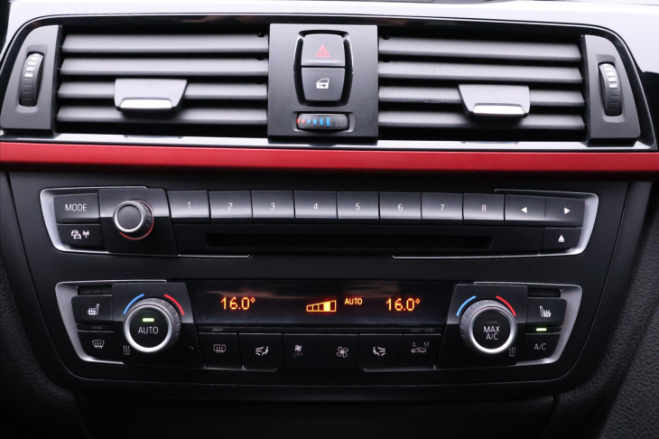 BMW Řada 3 3,0 335dA xDrive Sport CZ DPH