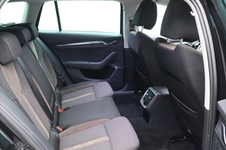 Škoda Octavia 2,0 TDI 110kW 4x4 DSG Scout DPH