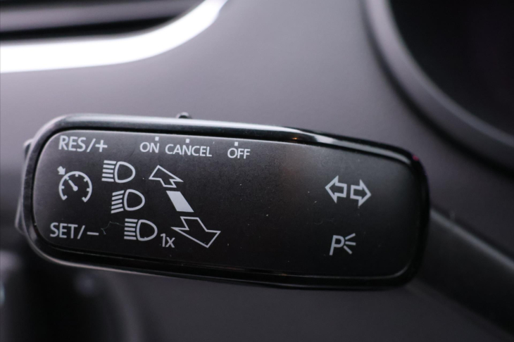 Škoda Octavia 1,6 TDI 85kW Ambition Fresh CZ