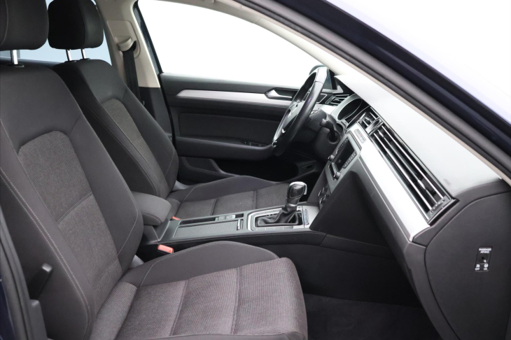 Volkswagen Passat 1.4 TSI 110kW LED DSG Tažné