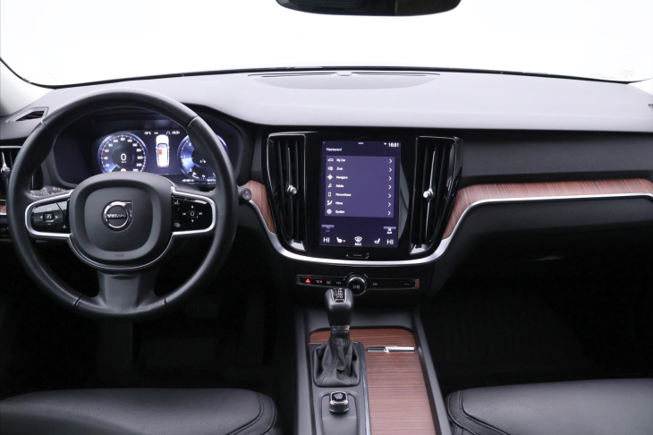 Volvo V60 2,0 D4 Drive-E Aut. AWD CZ DPH