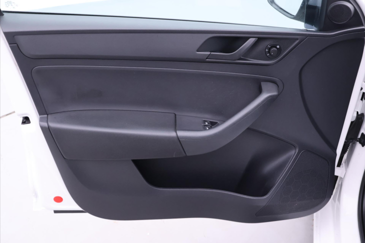 Škoda Rapid 1,6 TDI 66kW CZ Spaceback