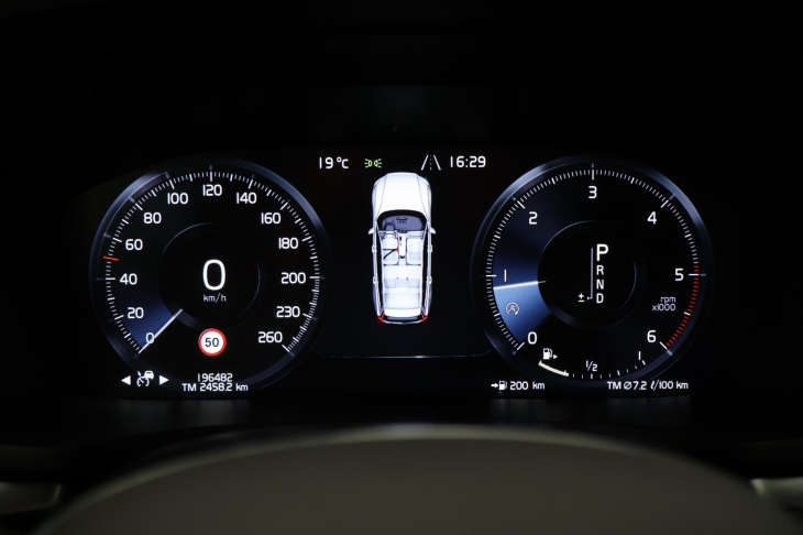 Volvo V60 2,0 D4 Drive-E Aut. AWD CZ DPH