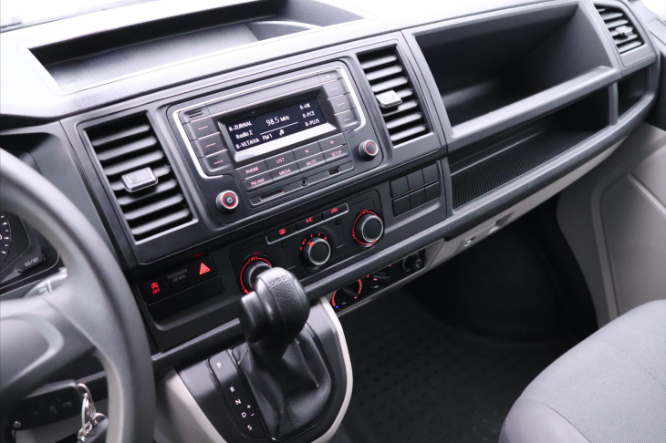 Volkswagen Transporter 2,0 TDI 110kW CZ 9-Míst Tažné