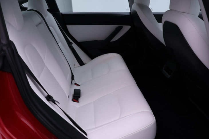 Tesla Model 3 Long Range AWD 1.Maj DPH