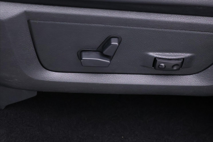 RAM 1500 5,7 Laramite 295kW 4x4 Quad Cab