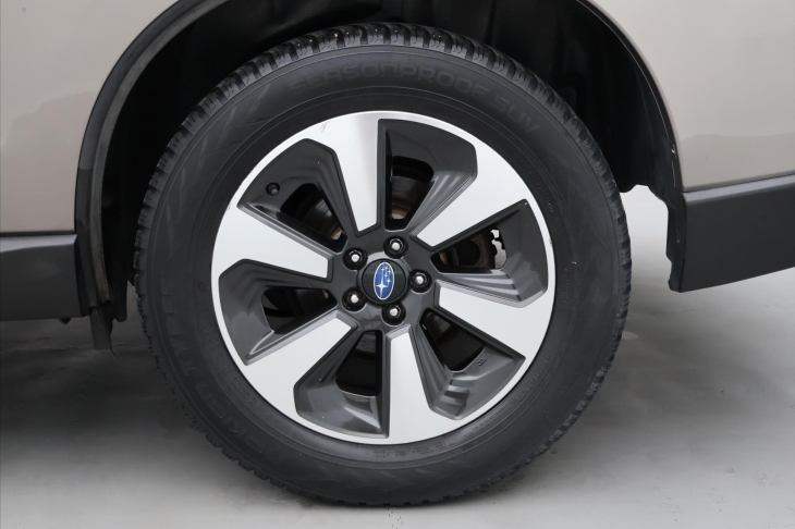 Subaru Forester 2,0 i-L 110kW Comfort 4x4 CZ