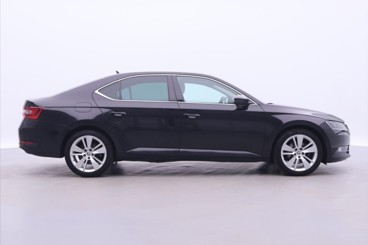 Škoda Superb 2,0 TDI 110kW DSG Style CZ DPH
