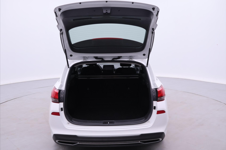 Hyundai i30 1,6 CRDi 85kW Aut. CZ 1Maj DPH