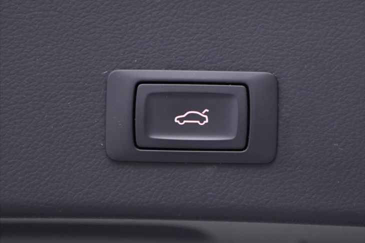 Audi A6 Allroad 3,0 TDI 200kW Quattro DPH