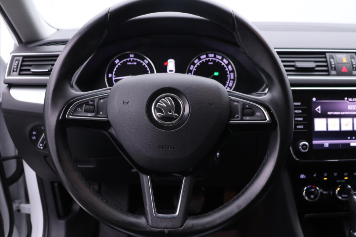 Škoda Superb 2,0 TDI 110kW DSG Ambition CZ